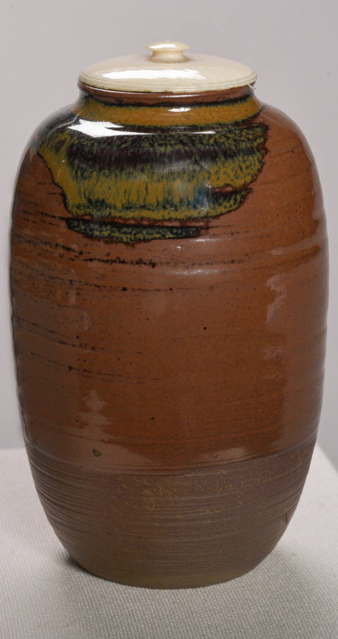 Takatori ware tea caddy