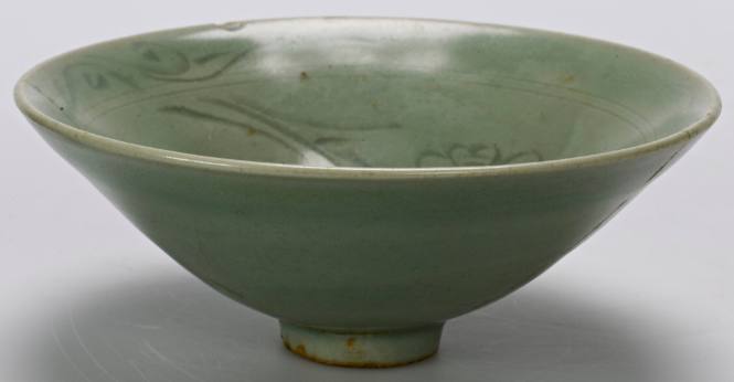Lung Chu'an Conical Bowl