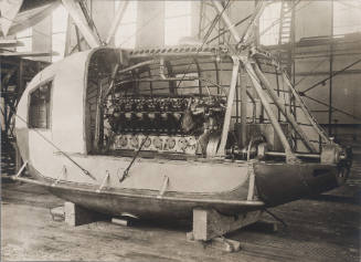 Hinter Gondel mit 530-PS Mofback Motor, [Rear car with 530-PS Mofback engine], from “Studies of Construction and Flying of the Graf Zeppelin”