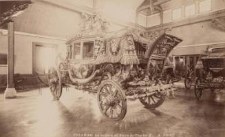 129 Trianon. La Voiture