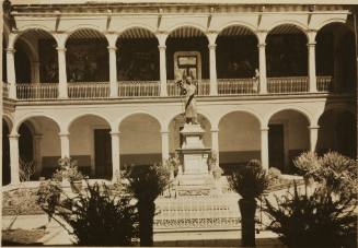 Details and setting of Marion Greenwood's frescos in Morelia