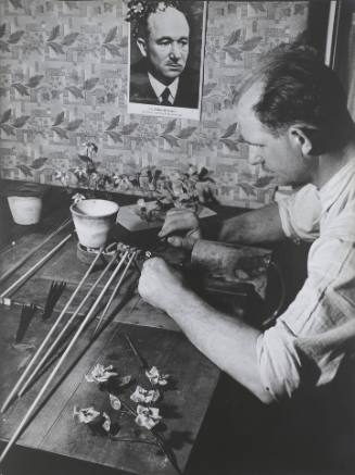 Czech Flower Maker at Home